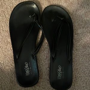Flip flops